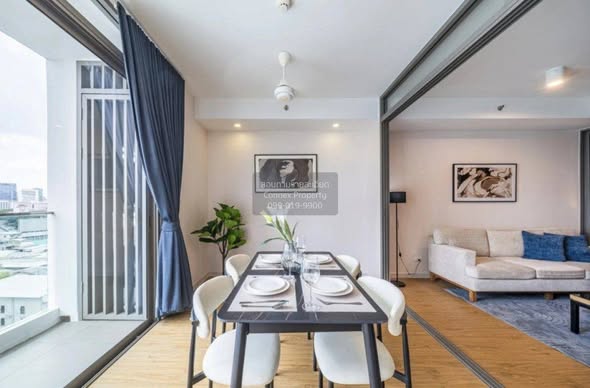 living room of Siamese Surawong
