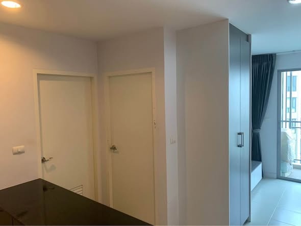 room interior of Silk Place Phaholyothin Laksi