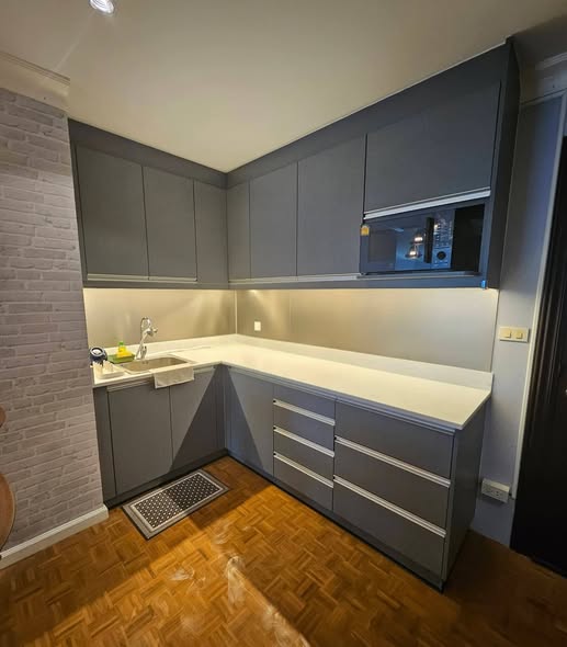 Silom Suite Condominium