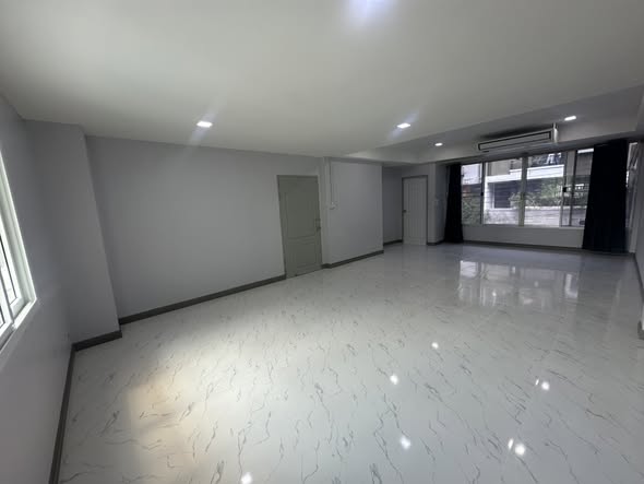 Sinthanee Housing
