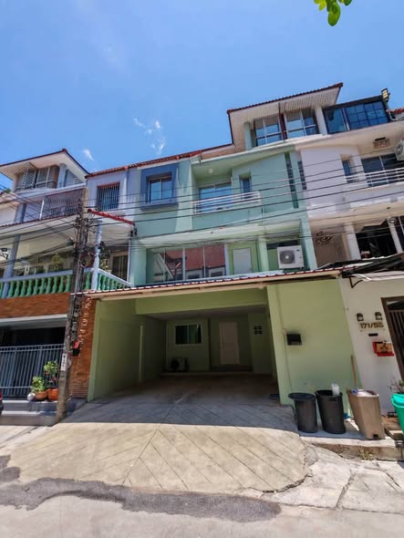 Sinthanee Housing