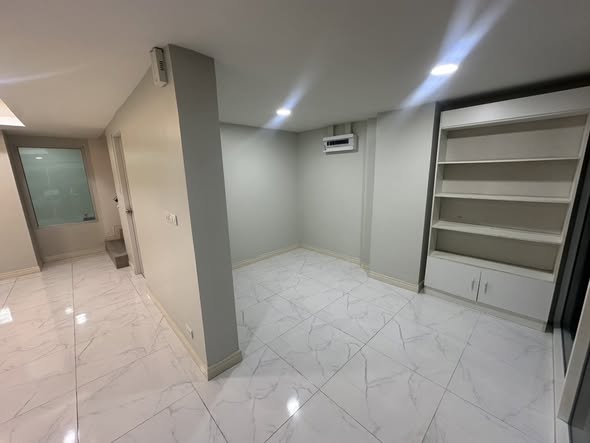 room interior of Sinthanee Housing