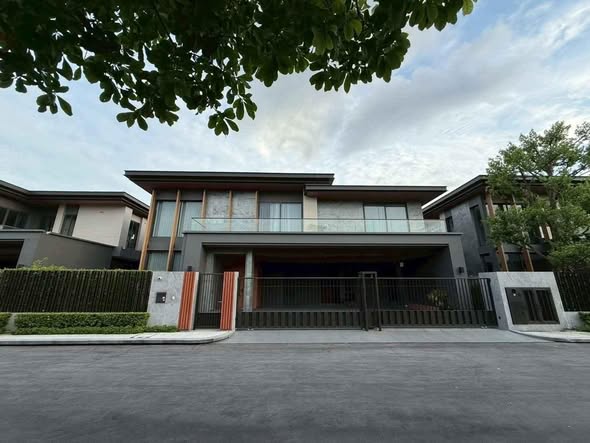 SIRANINN RESIDENCES | ศิรนินทร์ เรสซิเดนเซส