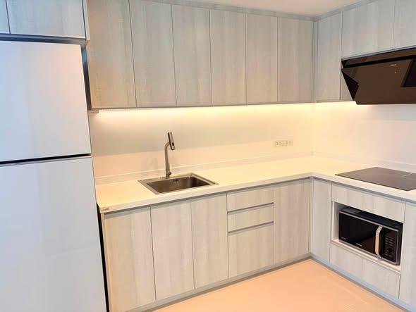 kitchen of Siri Place Pattanakarn