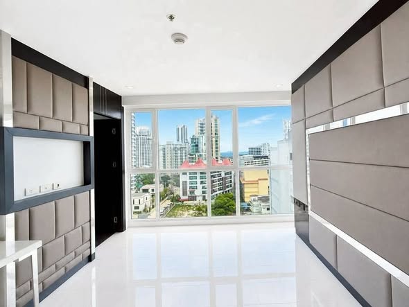 room interior of Sky Residences Pattaya