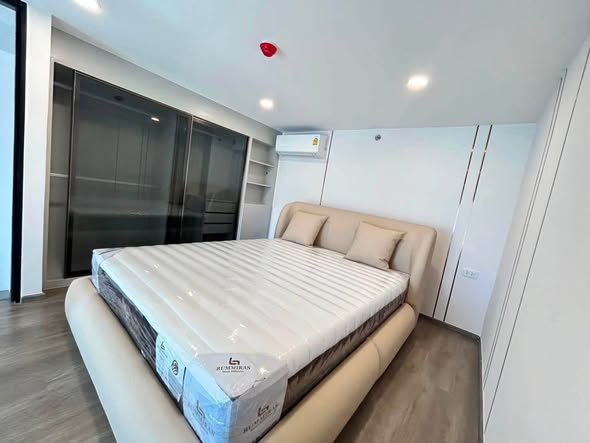 bedroom of So Origin Kaset Interchange