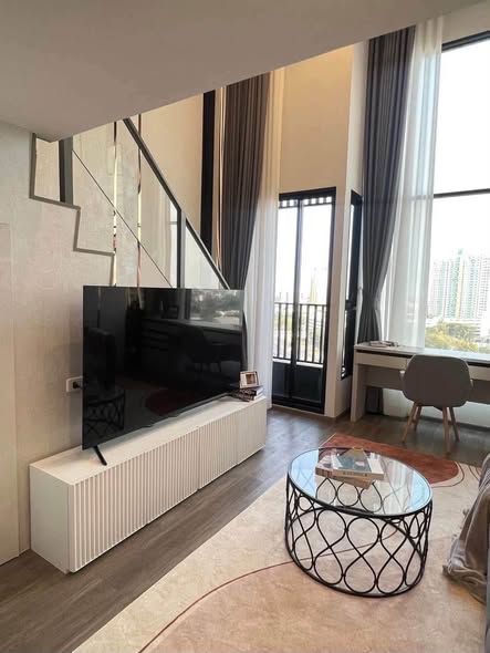 living room and room interior of So Origin Kaset Interchange
