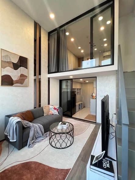 living room and room interior of So Origin Kaset Interchange