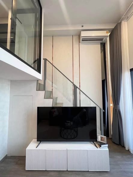 living room and room interior of So Origin Kaset Interchange