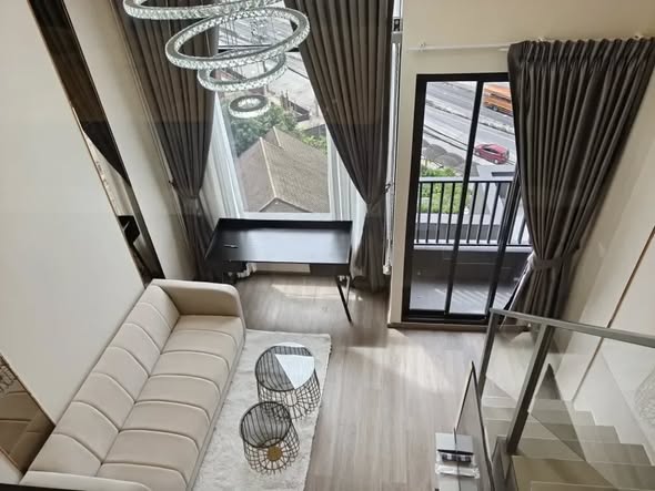 living room and room interior of So Origin Kaset Interchange