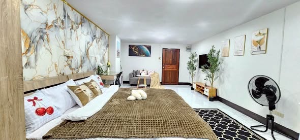 bedroom of Sritana Condominium 2