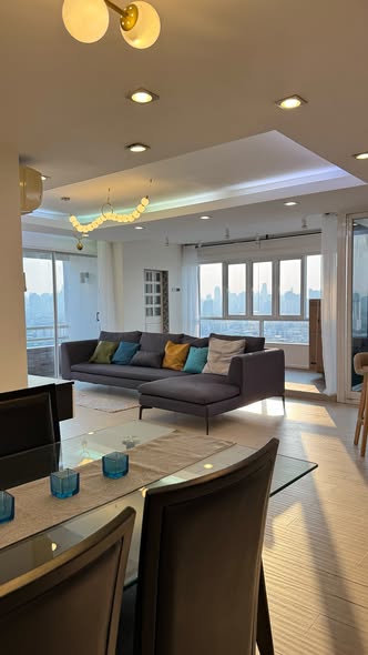 living room of SRIVARA MANSION 1