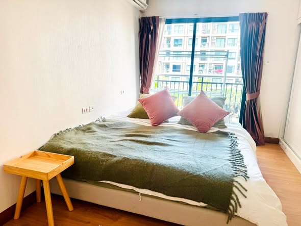 bedroom of Supalai City Resort Bearing Station (Sukhumvit 105)