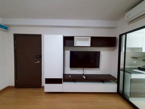 bedroom and room interior of Supalai City Resort Bearing Station (Sukhumvit 105)