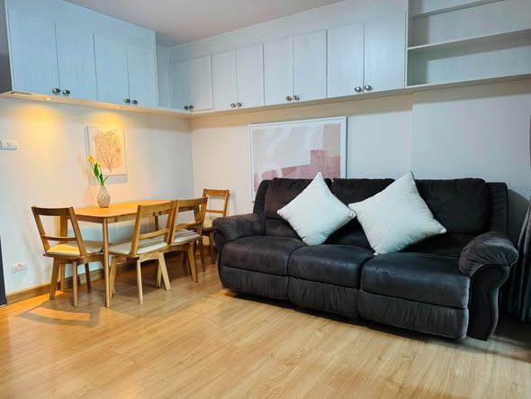living room of Supalai City Resort Bearing Station (Sukhumvit 105)