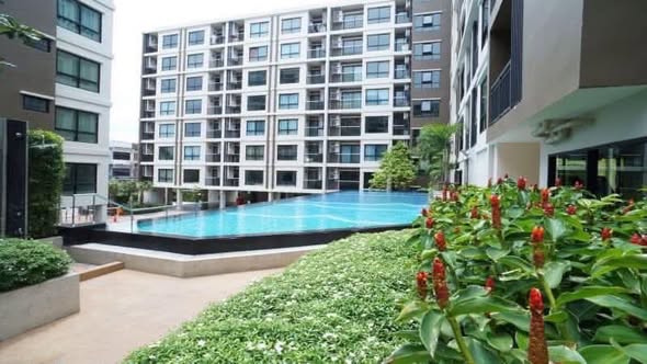pool of Supalai City Resort Ratchada-Huai Khwang