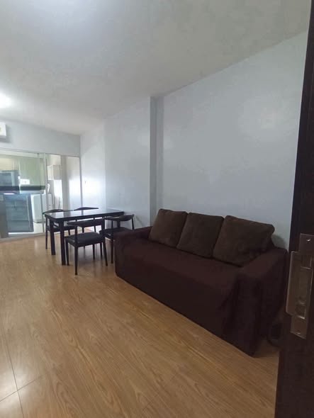 living room of Supalai City Resort Station Pranangklao – Chaophraya