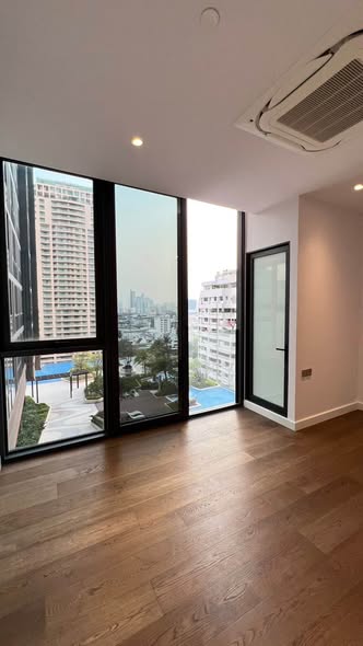 room interior of Supalai Icon Sathon