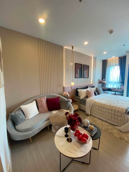 bedroom and living room of Supalai Lite ThaPhra-WongwianYai