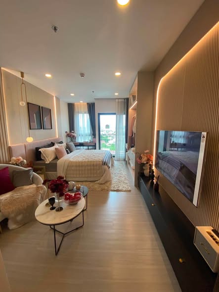 bedroom and living room of Supalai Lite ThaPhra-WongwianYai