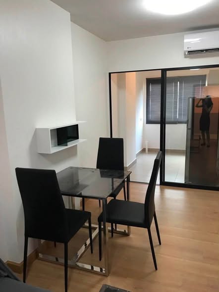 room interior of Supalai Loft Chaeng Watthana