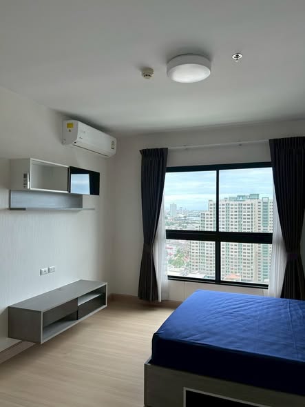 bedroom of Supalai Loft Talat Phlu Station