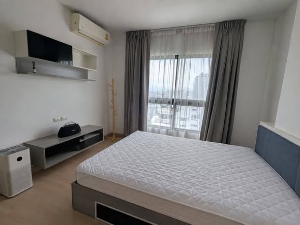 bedroom of Supalai Loft Talat Phlu Station