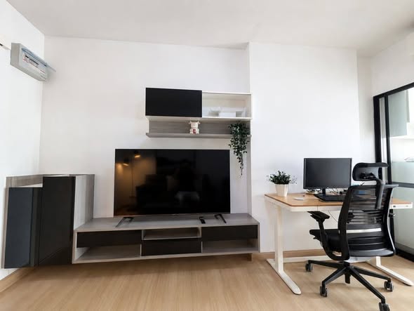 bedroom and living room of Supalai Loft Talat Phlu Station