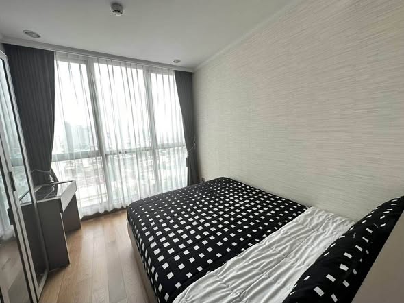 bedroom of Supalai Oriental Sukhumvit 39