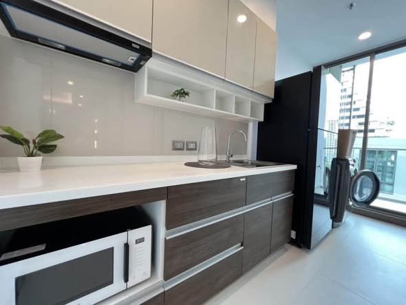 kitchen of Supalai Oriental Sukhumvit 39
