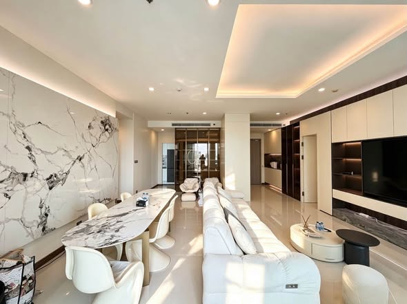 living room of Supalai Oriental Sukhumvit 39