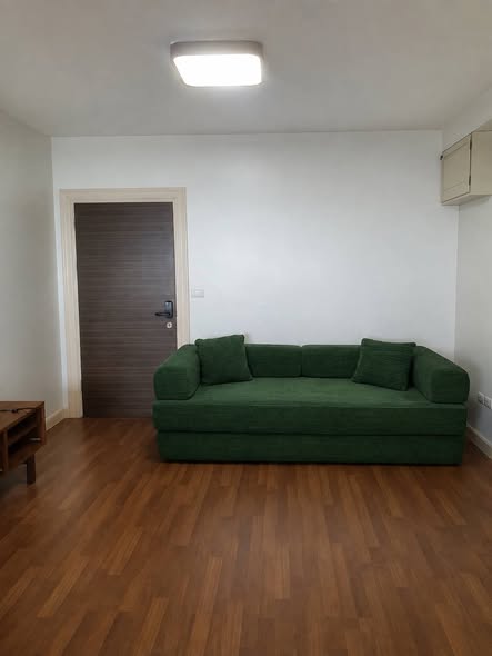 living room of Supalai Park Ekkamai – Thonglor