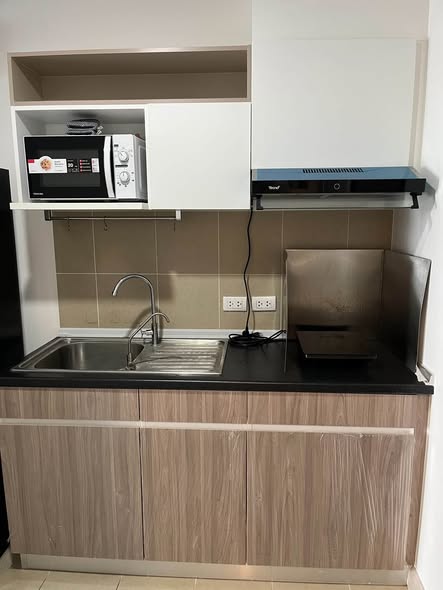 kitchen of Supalai Park Yaek Fai Chai Station