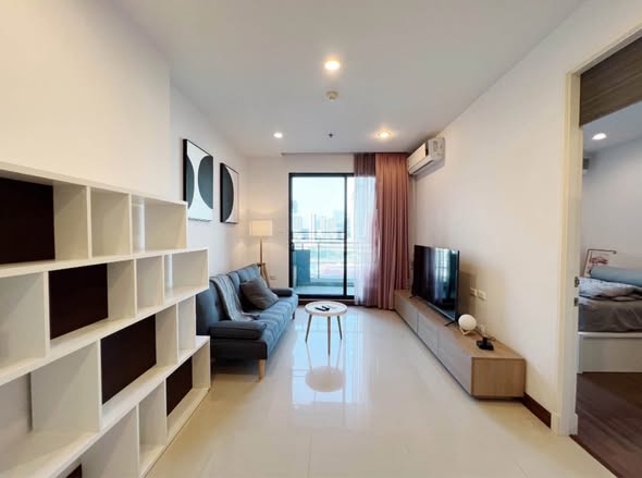 bedroom and living room and room interior of Supalai Premier @ Asoke