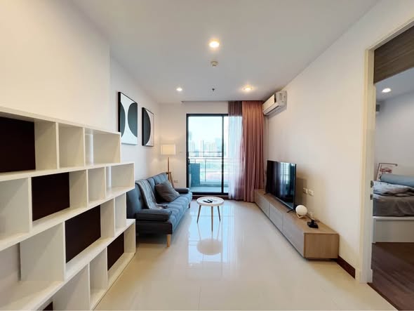 living room and bedroom and room interior of Supalai Premier @ Asoke