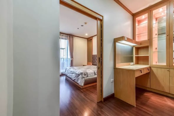 bedroom and room interior of Supalai Premier Ratchathewi