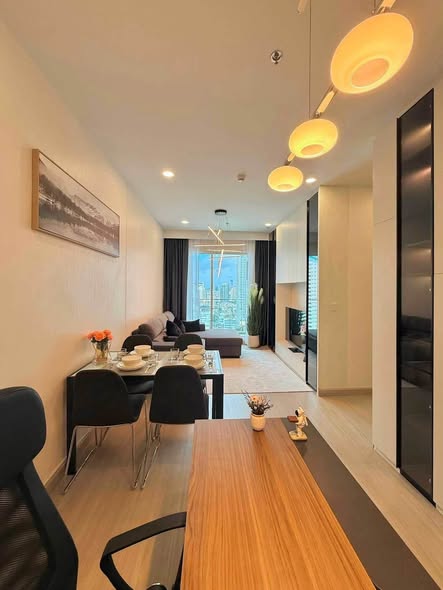 living room of Supalai Premier Si Phraya-Sam Yan