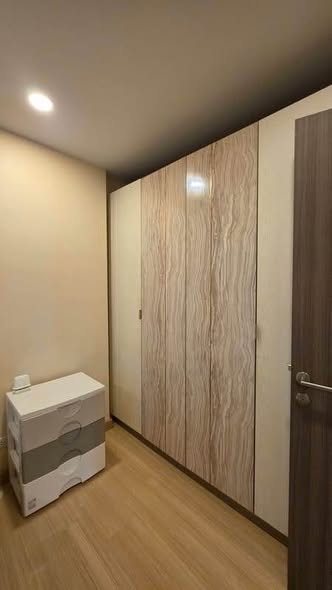 room interior and bathroom of Supalai Prime Rama 9