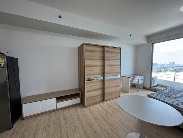 bedroom of Supalai River Place