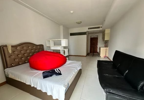 bedroom of Supalai River Place