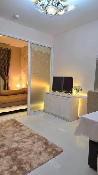 bedroom of Supalai River Place