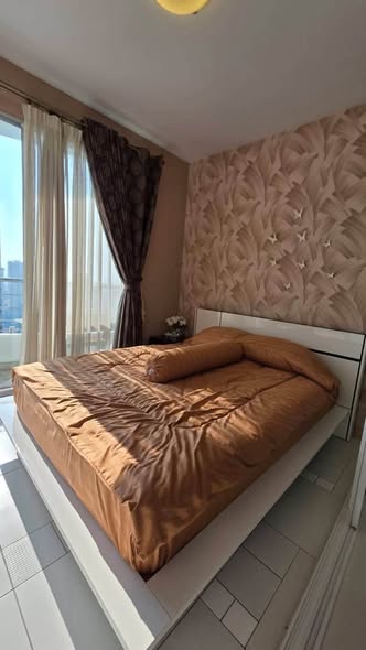 bedroom of Supalai River Place