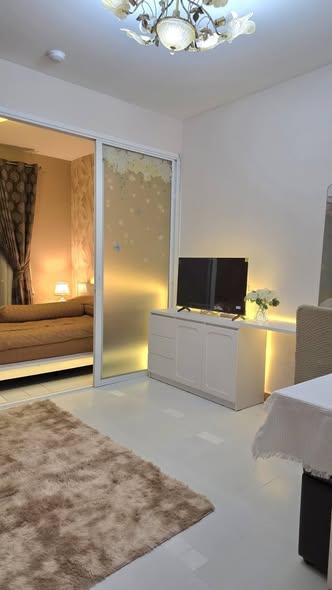 bedroom of Supalai River Place