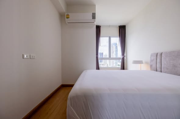 bedroom of Supalai River Resort