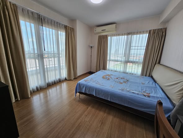 bedroom of Supalai River Resort
