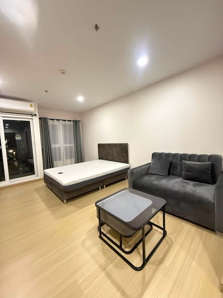 living room and bedroom of Supalai Veranda Ramkhamhaeng
