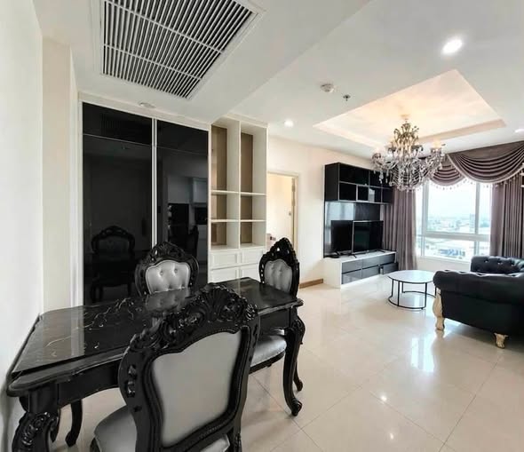 bedroom and living room of Supalai Wellington II