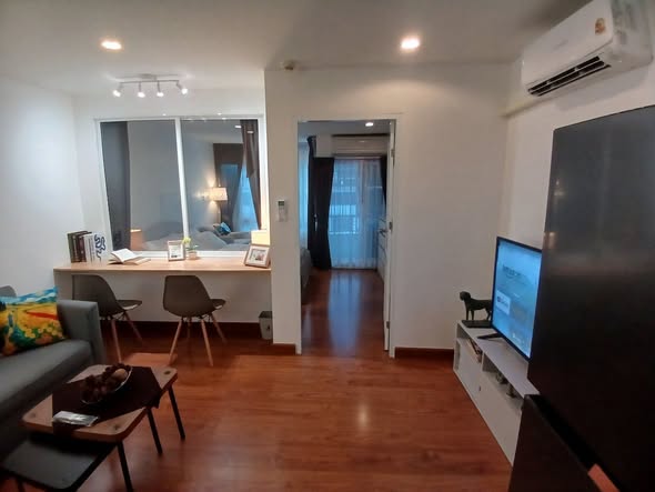 Surawong City Resort
