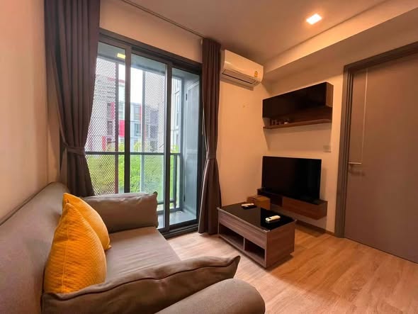 bedroom and living room and room interior of TAKA HAUS ทากะ เฮาส์