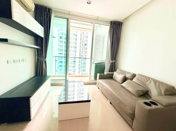 living room and bedroom of TC Green Building D